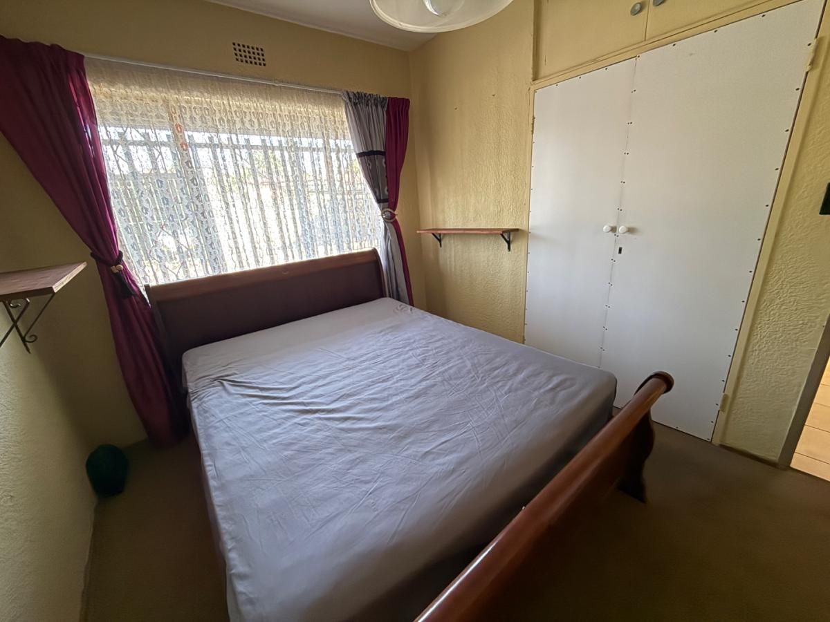 Photo of 2 Bedroom flat for sale in Lewisham, Krugersdorp