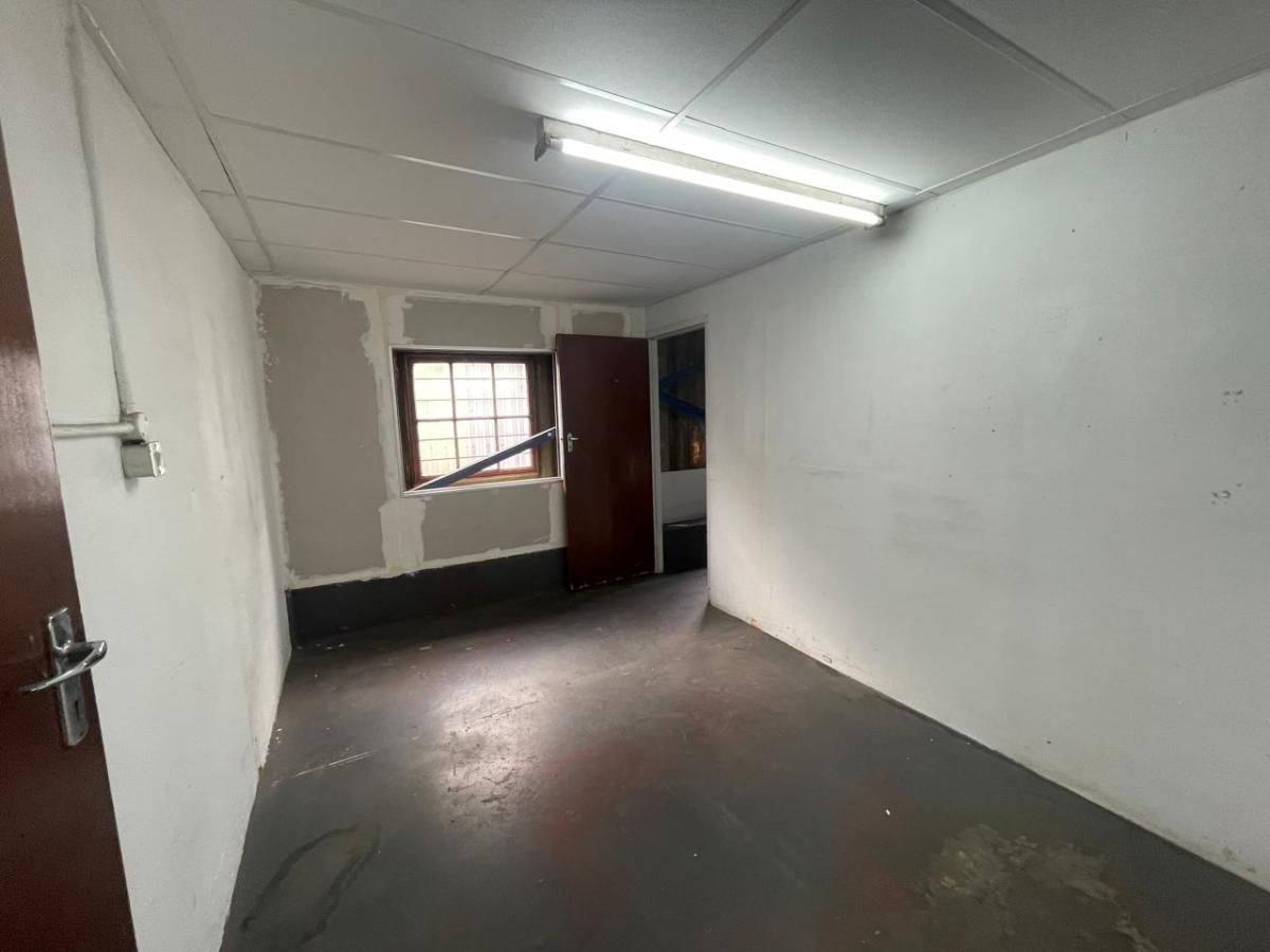 Photo of Industrial to let in Jacobs, Durban