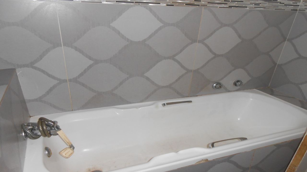 Photo 12 of 20
