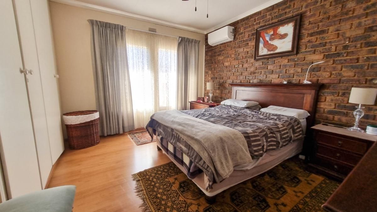 4 Bedroom house for sale in Aerorand, Middelburg