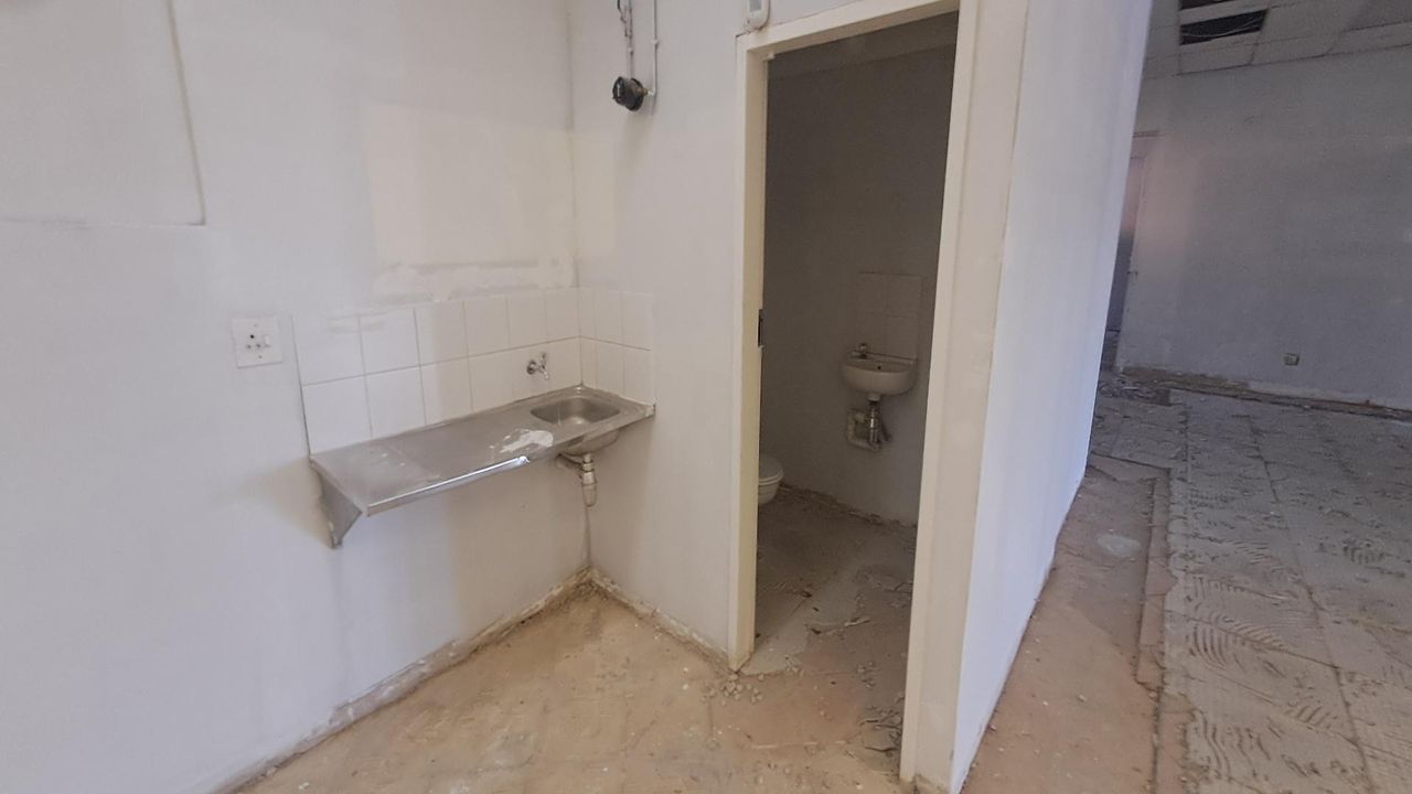 Photo 8 of 14