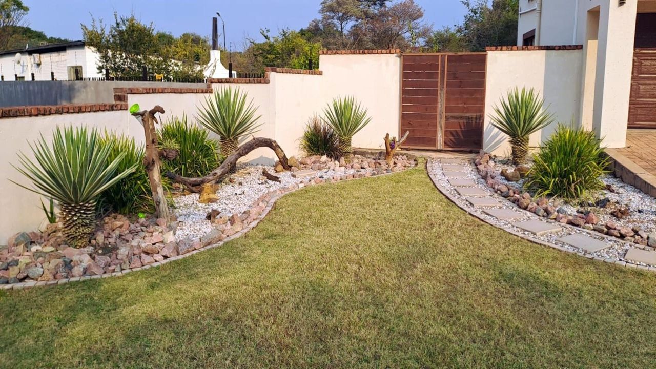 Photo 20 of 47