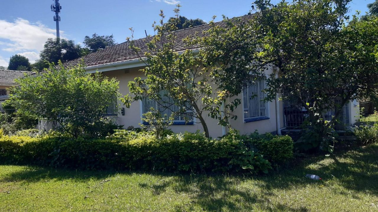 Photo 2 of 25