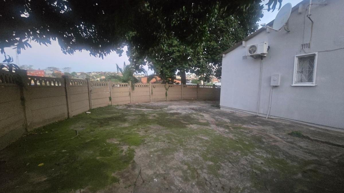 Photo 5 of 21