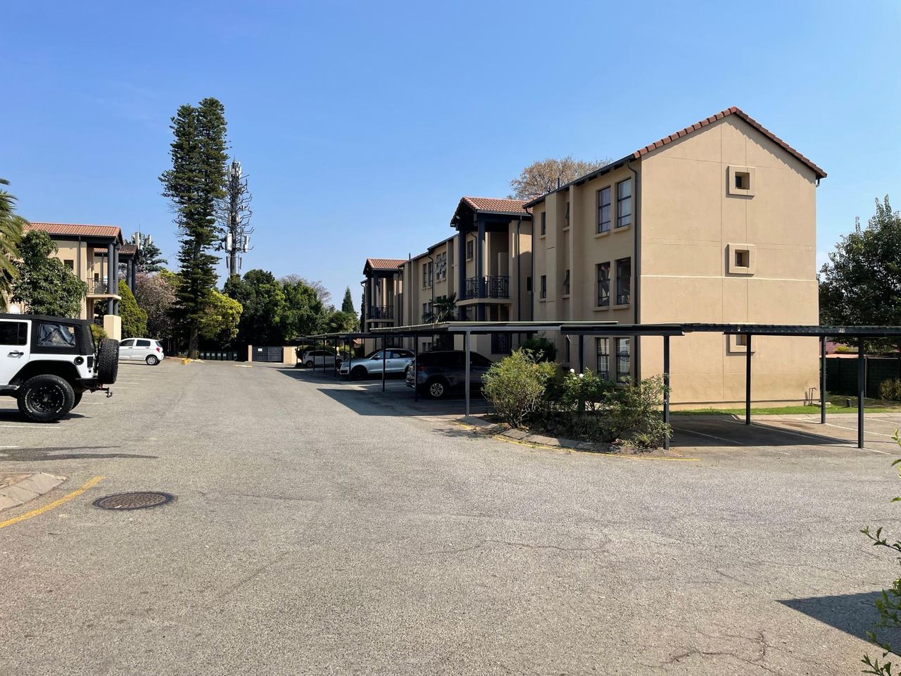 Photo 20 of 22