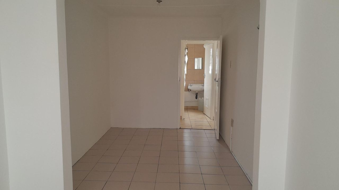 Photo 12 of 19