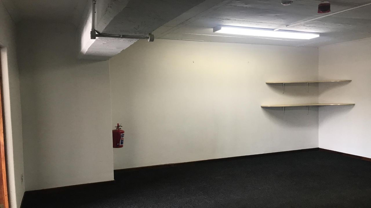 Photo 8 of 21