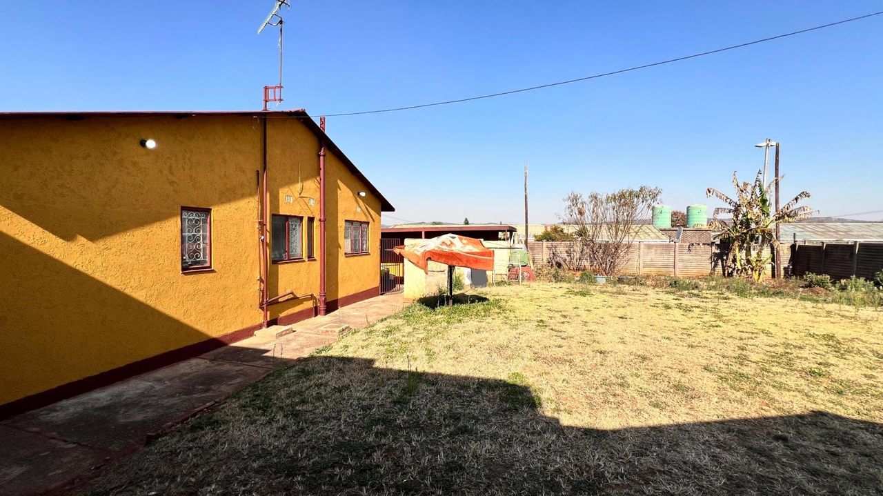Photo of 8 Bedroom house for sale in Danville, Pretoria