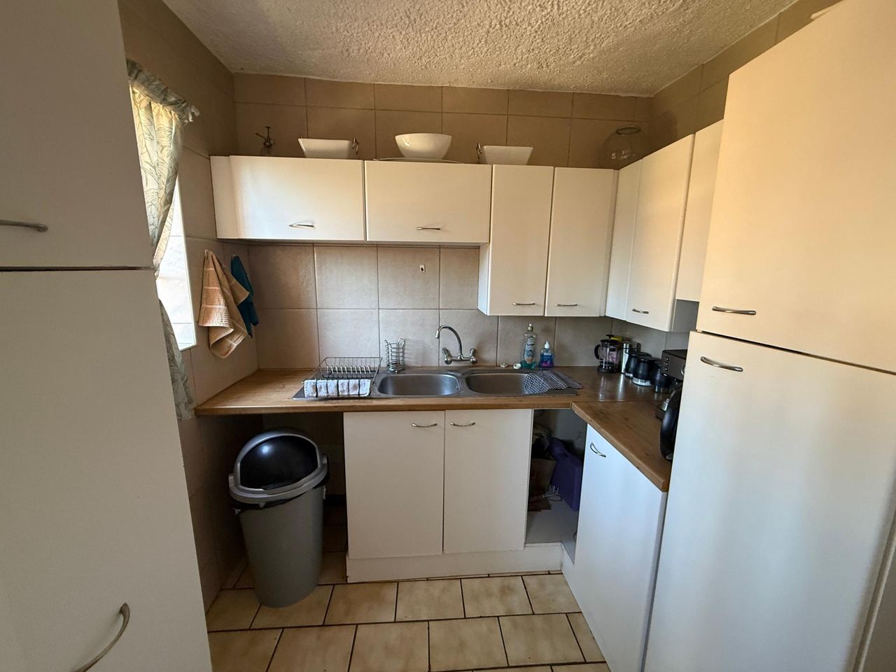 Photo 4 of 23