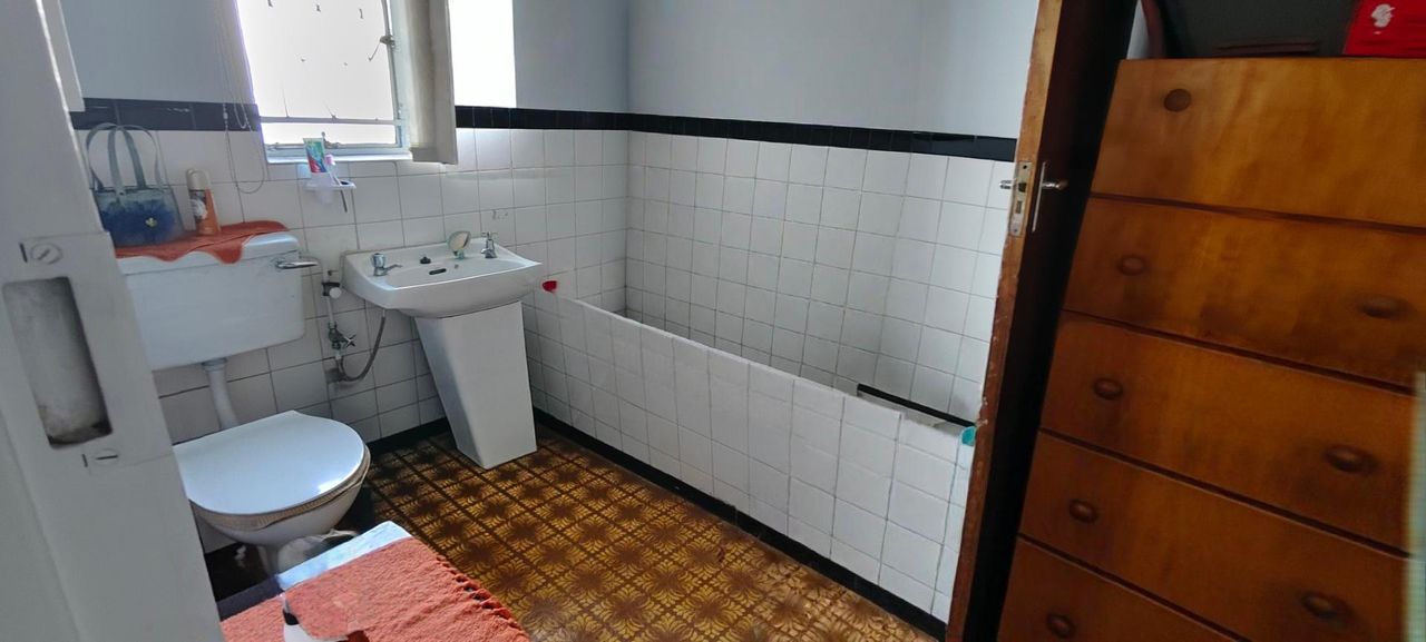 Photo 22 of 26