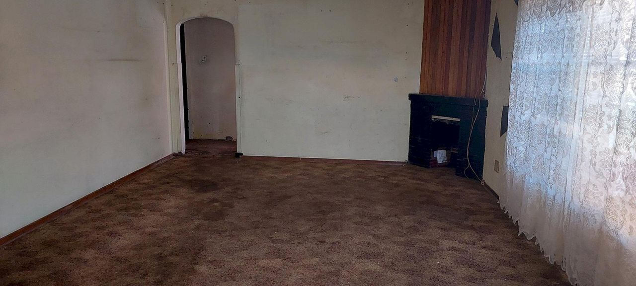 Photo 2 of 12