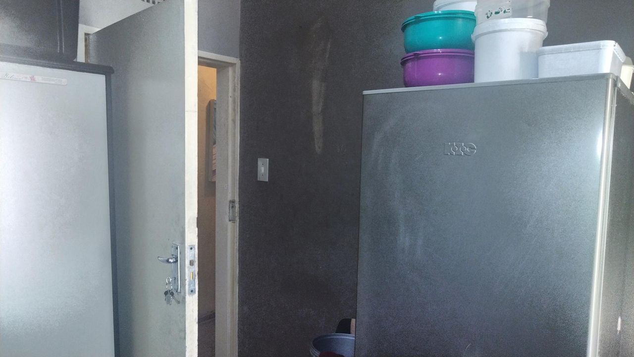Photo 20 of 33