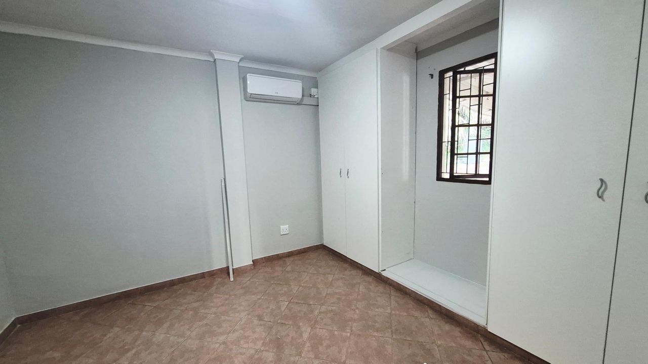 Photo 9 of 12
