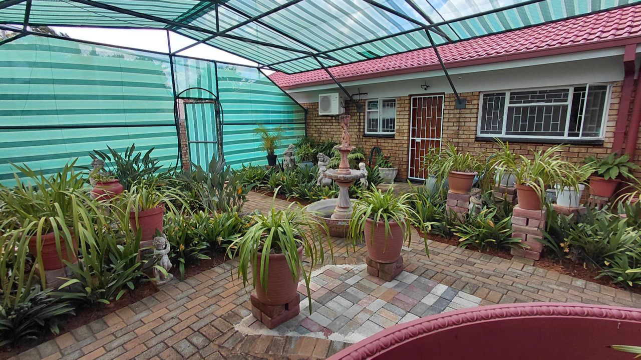 Photo 59 of 67