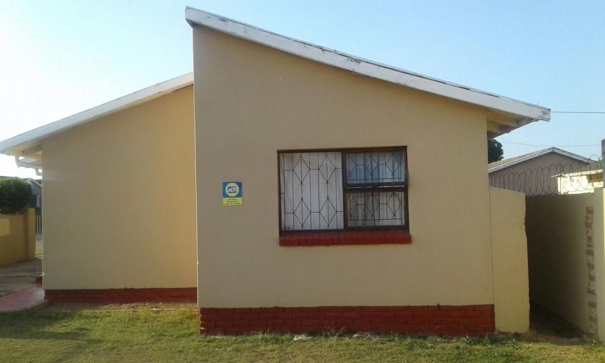 Photo 5 of 25