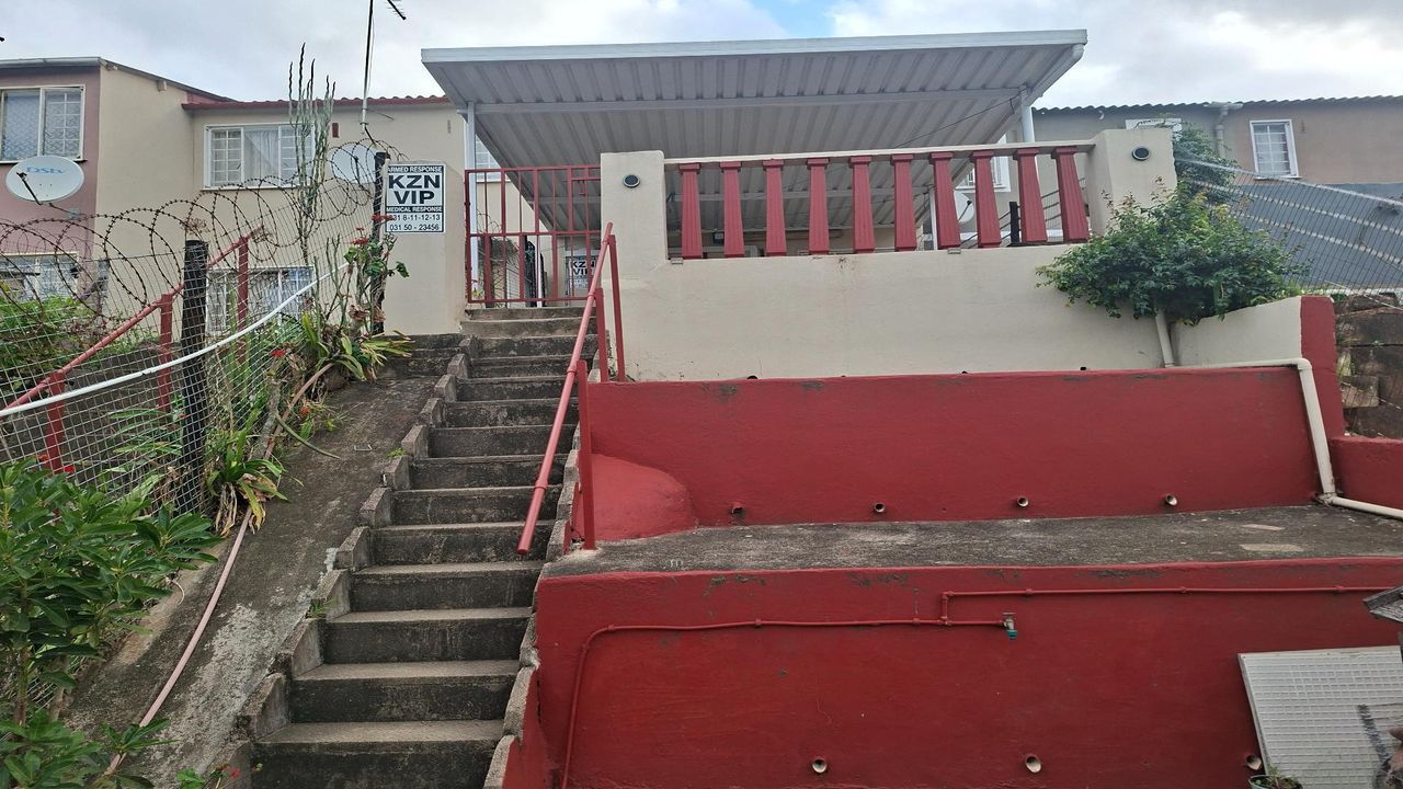 Photo of 2 Bedroom duplex townhouse - freehold for sale in Stanmore, Phoenix