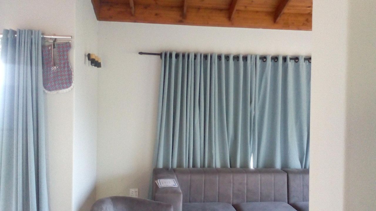 Photo 23 of 33