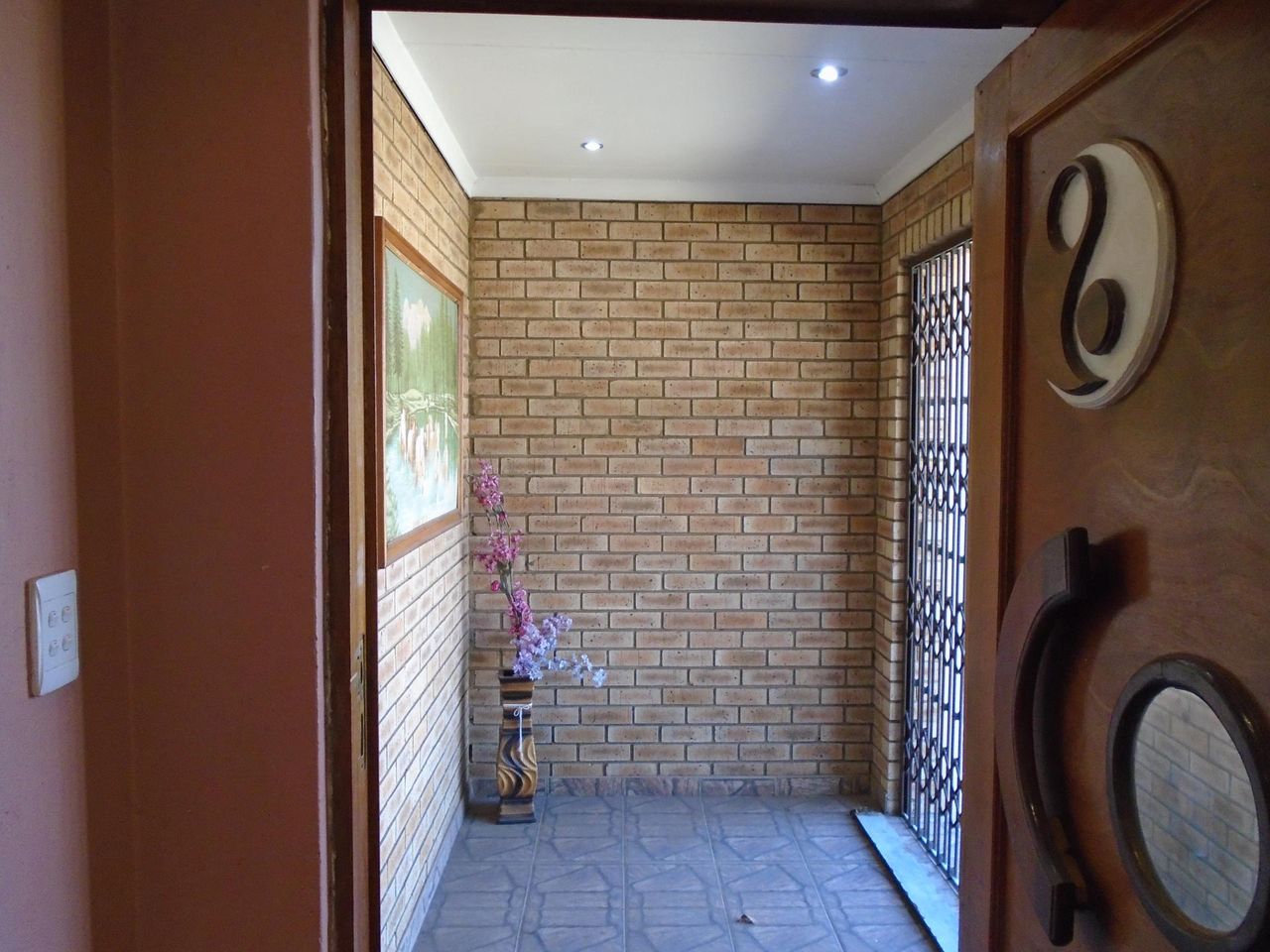 Photo 22 of 24
