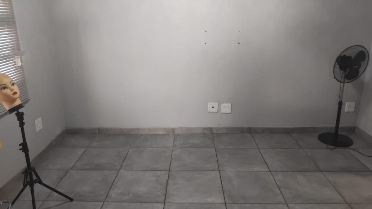 Photo 29 of 42