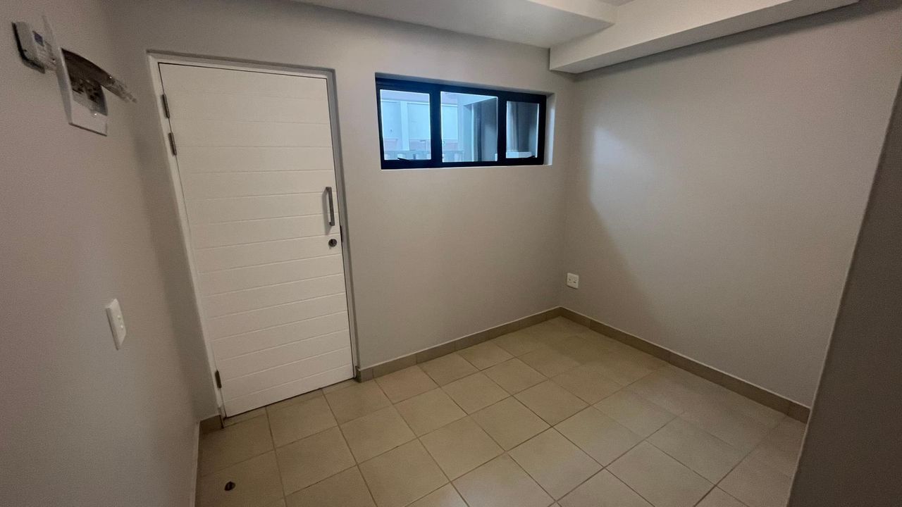 Photo 6 of 12