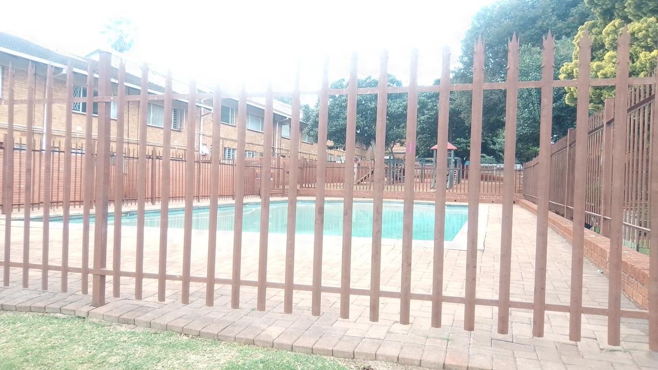 Photo 19 of 26