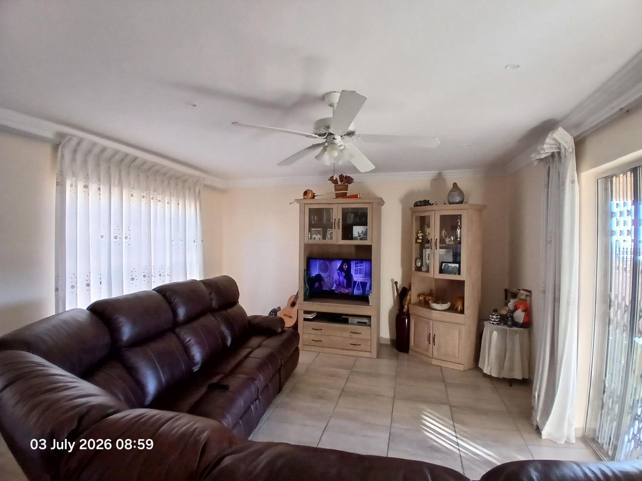 Photo 16 of 21