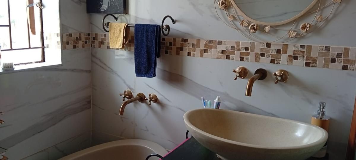 Photo 16 of 21