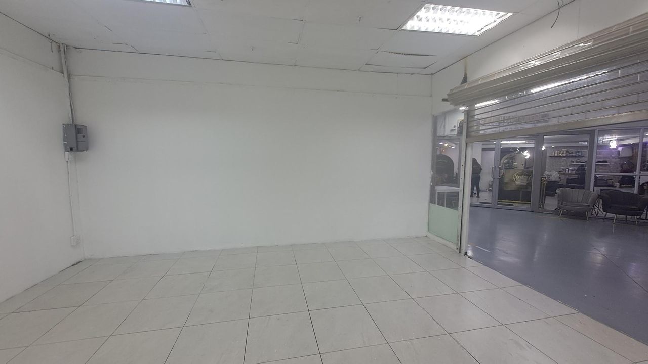 Photo 9 of 12