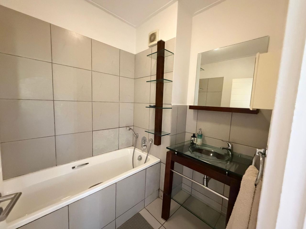 2 Bedroom apartment to rent in Jackal Creek Golf Estate, Randburg