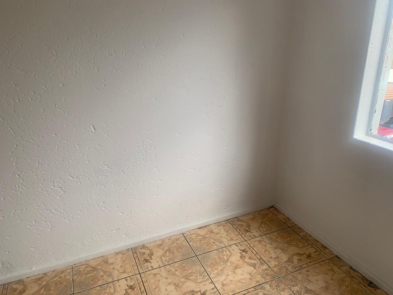 Photo 3 of 14