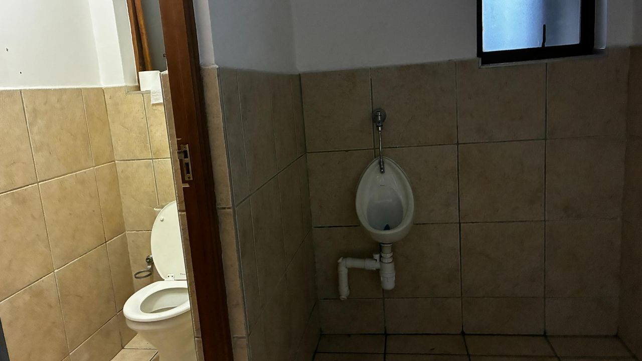 Photo of Commercial Property to let in Hoogland, Randburg