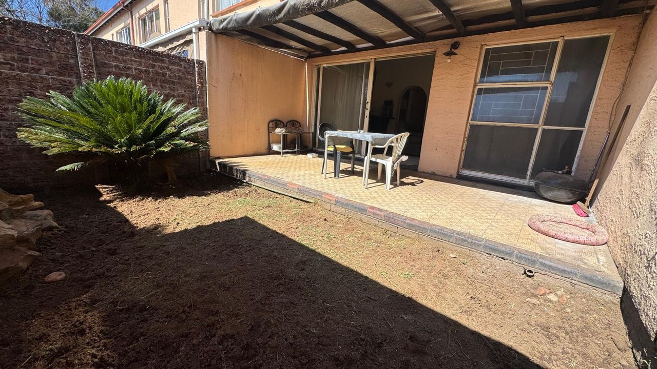 Photo 12 of 26