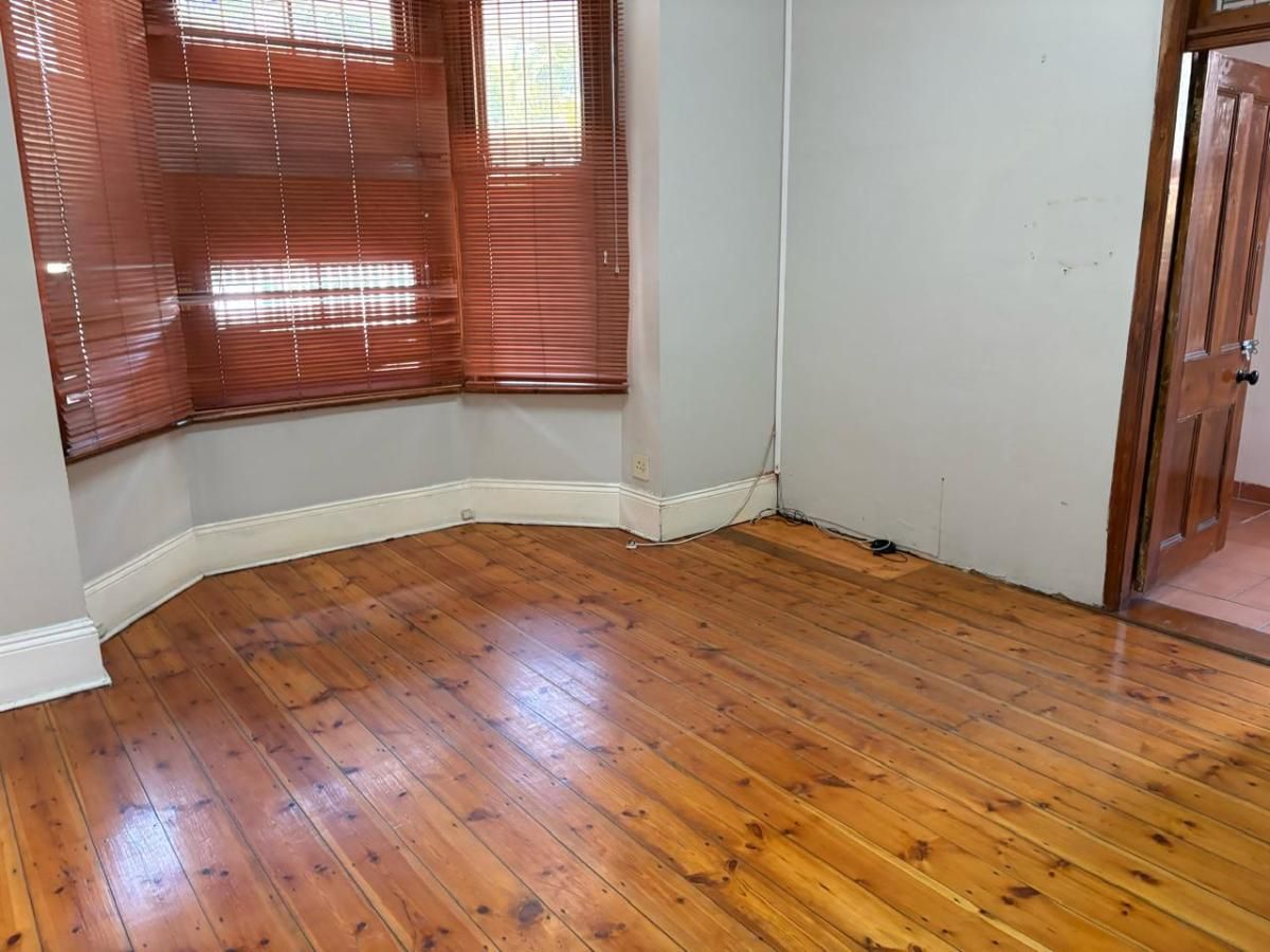 Photo 11 of 22