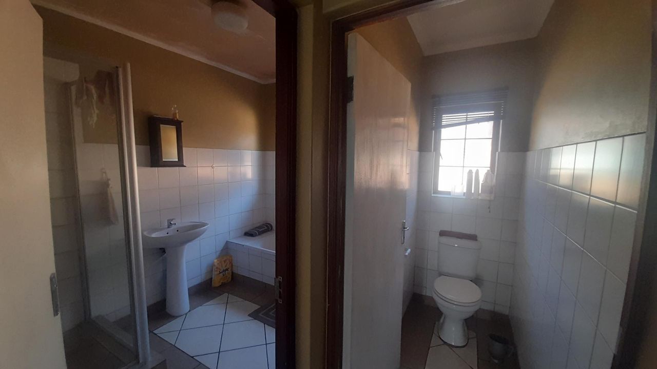 Photo of 3 Bedroom townhouse - sectional for sale in Middelburg Central