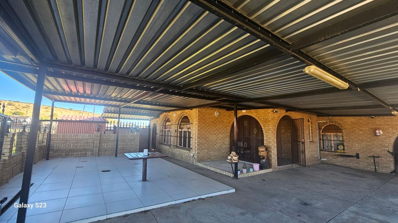 Photo 1 of 13