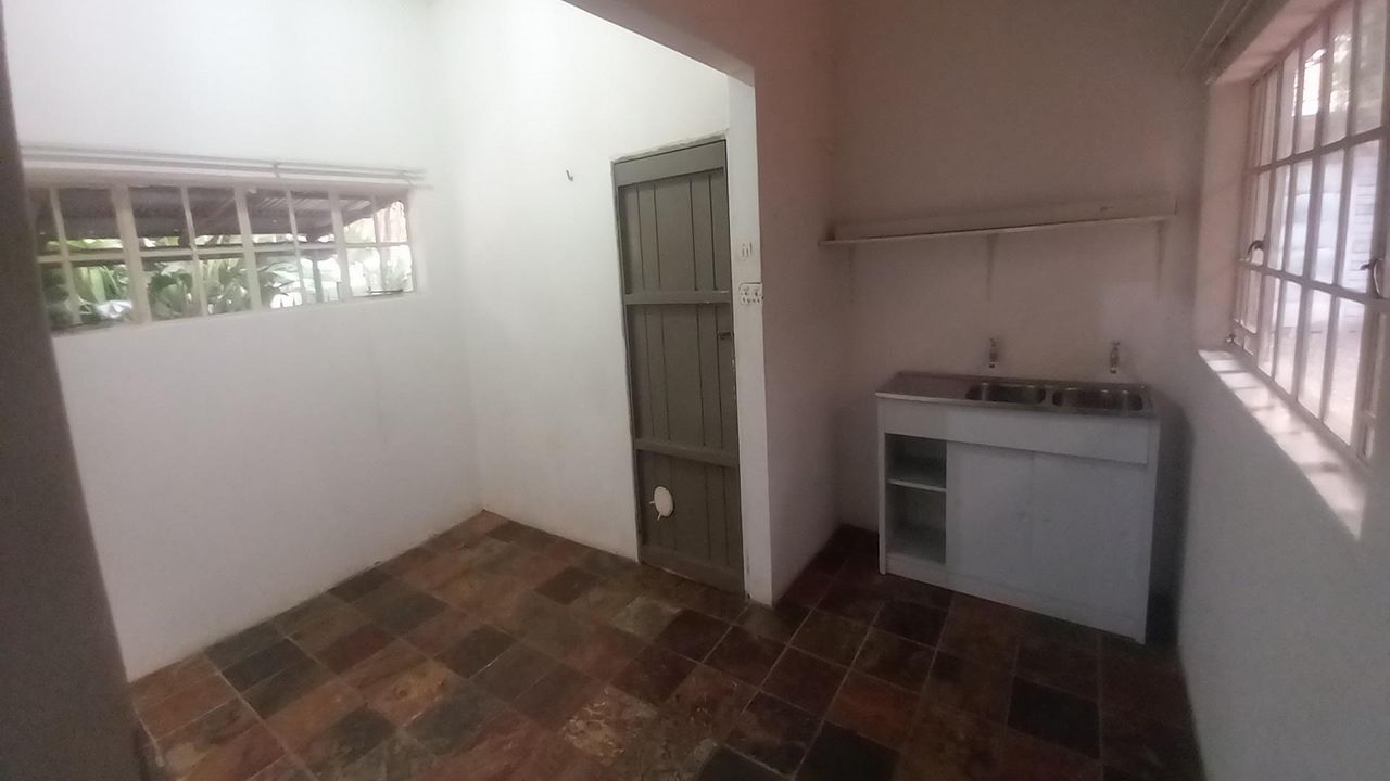 Photo 12 of 21