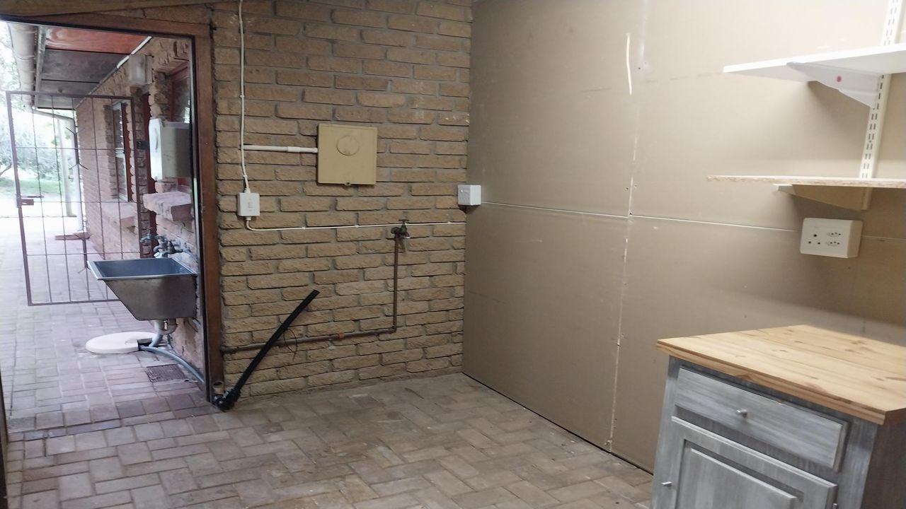 Photo 3 of 15