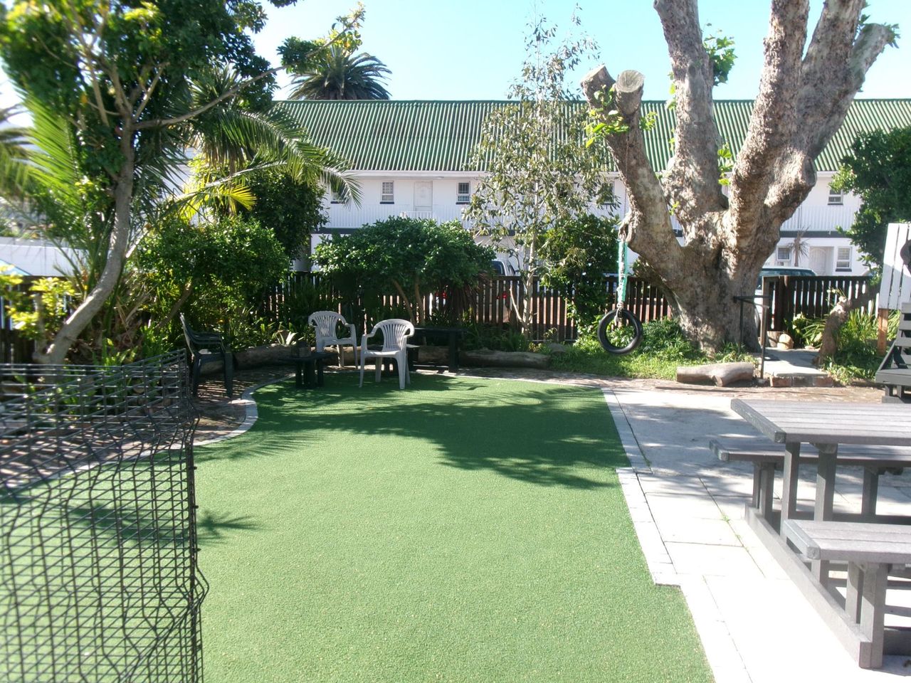 Photo 3 of 17