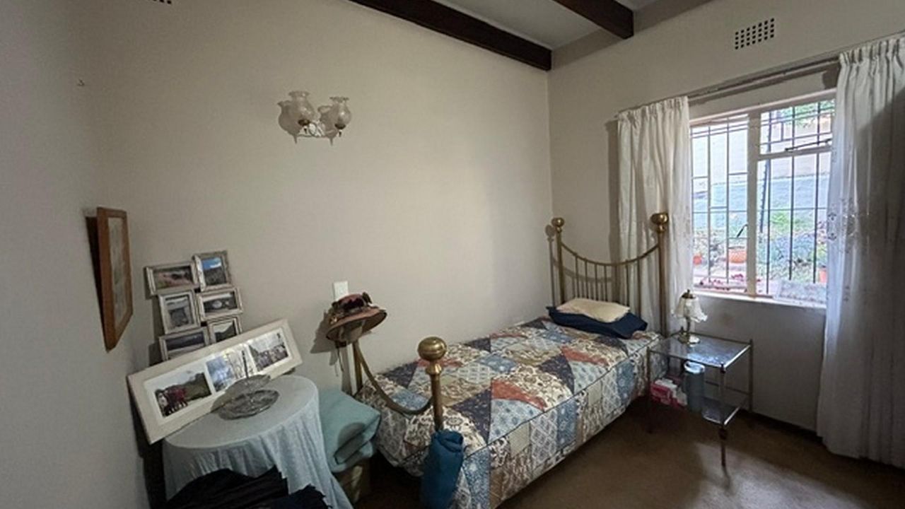 Photo 20 of 30
