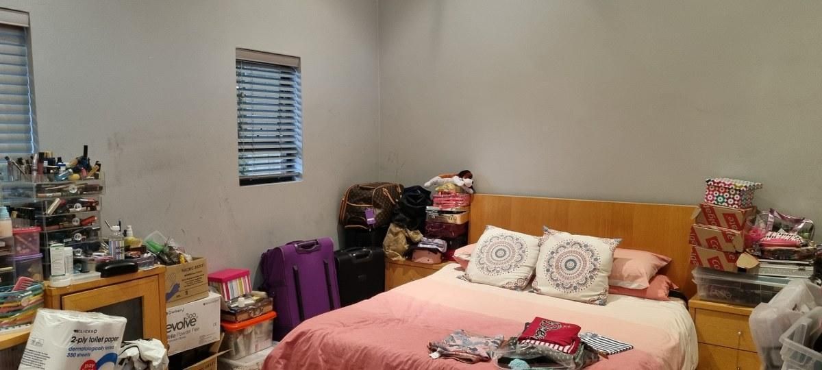 Photo 9 of 19