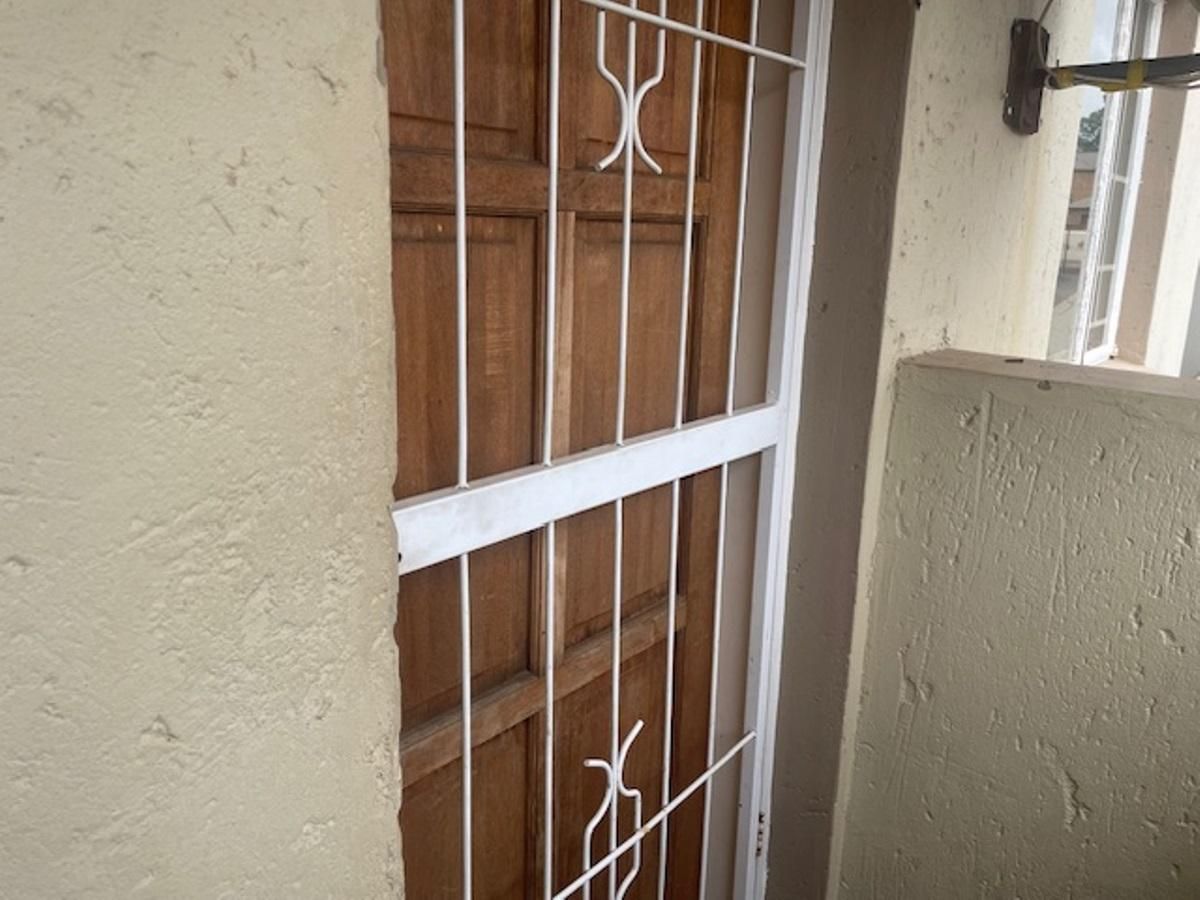 Photo 17 of 21