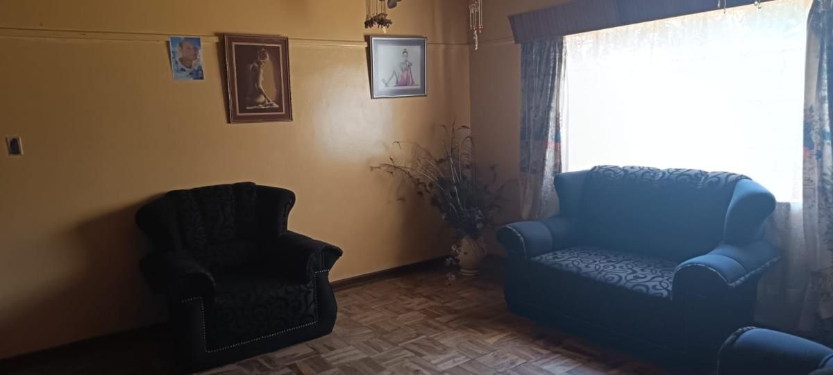 Photo 9 of 20
