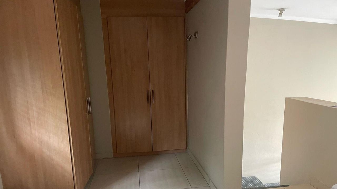 Photo 8 of 10