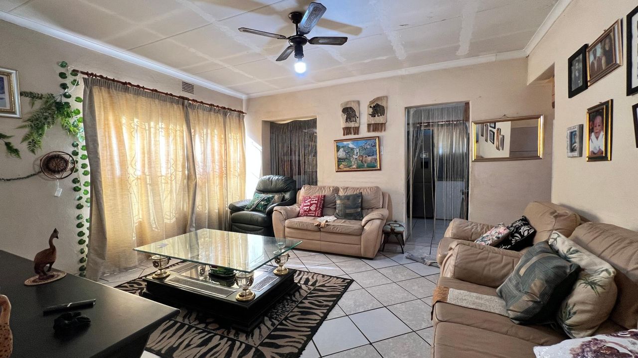 Photo of 8 Bedroom house for sale in Danville, Pretoria