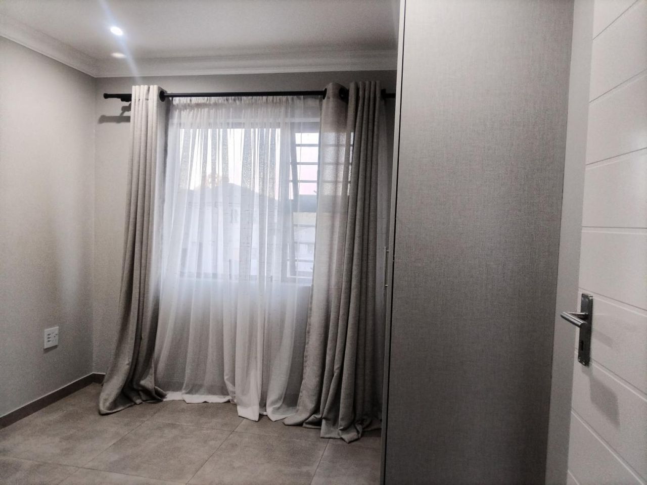 Photo 13 of 20