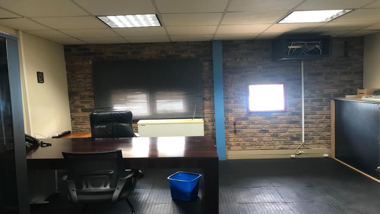 Photo 17 of 22
