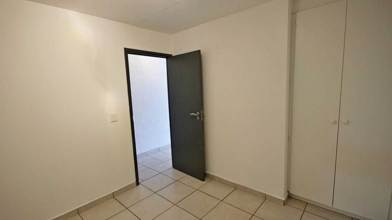 Photo 9 of 12