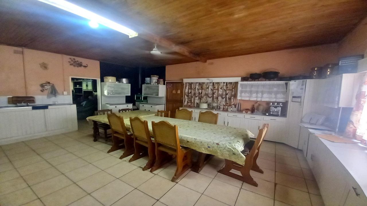 Photo 6 of 31