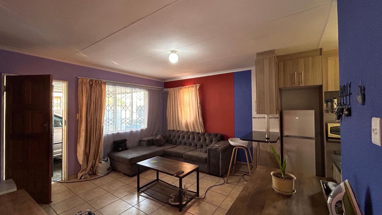 Photo 9 of 21