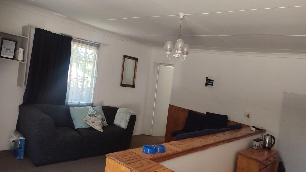 Photo 7 of 24